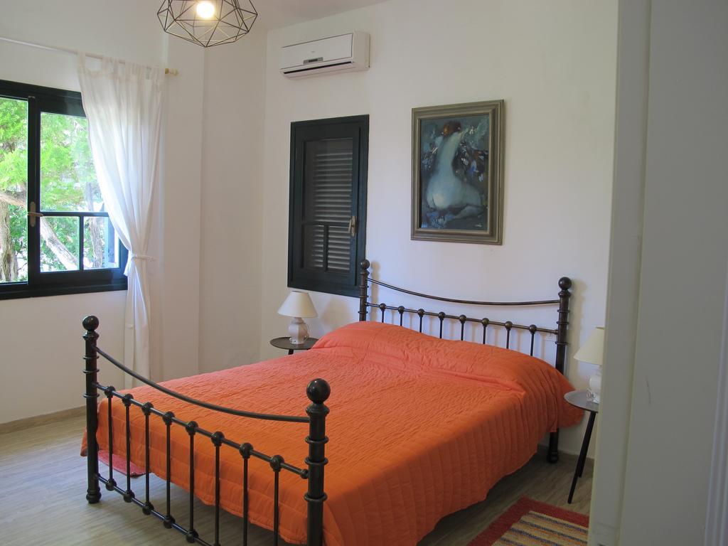Villa Marlina Комено Екстериор снимка