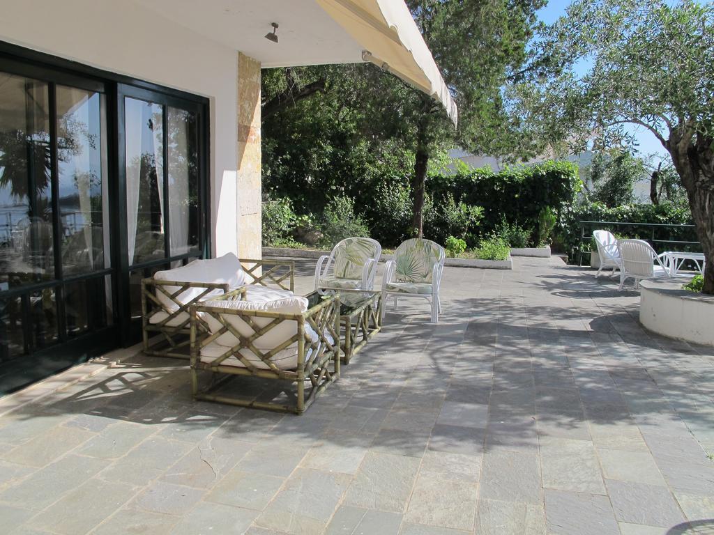 Villa Marlina Комено Екстериор снимка