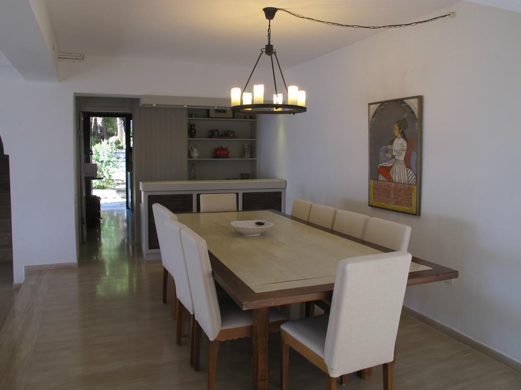Villa Marlina Комено Екстериор снимка