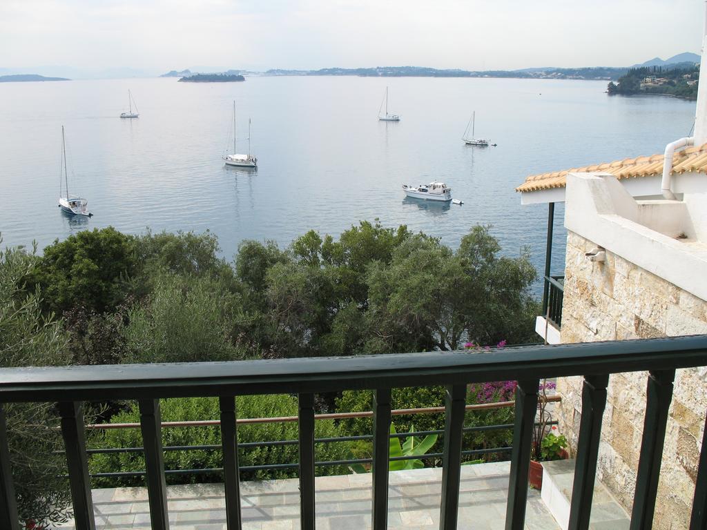 Villa Marlina Комено Екстериор снимка