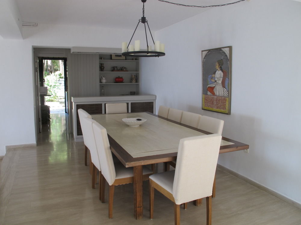 Villa Marlina Комено Екстериор снимка