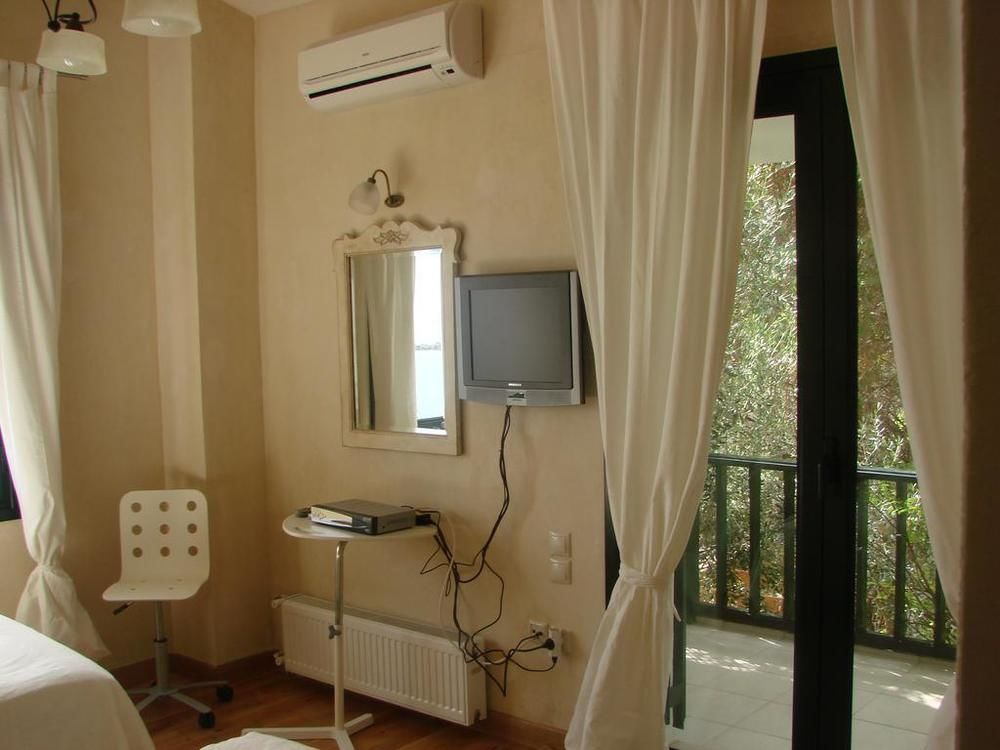 Villa Marlina Комено Екстериор снимка