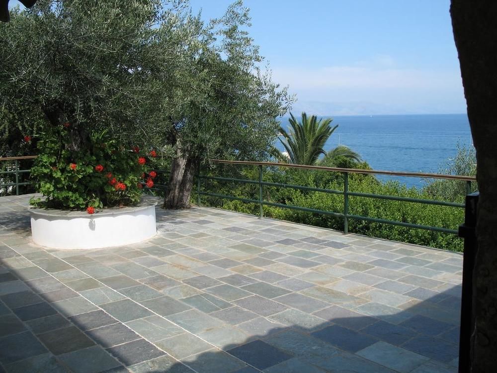 Villa Marlina Комено Екстериор снимка