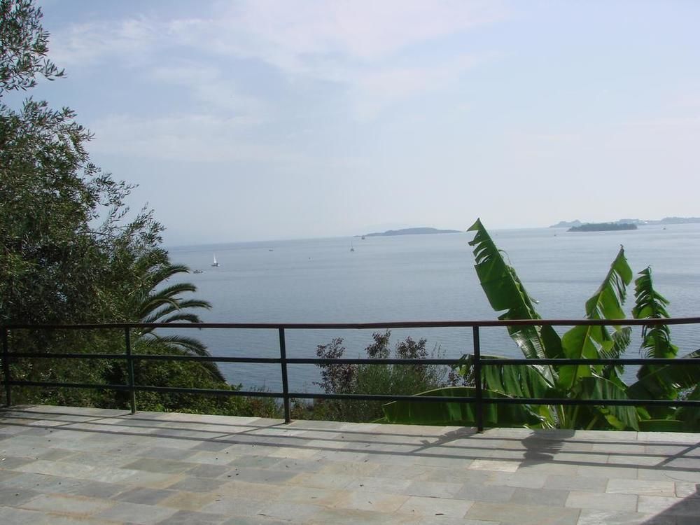 Villa Marlina Комено Екстериор снимка